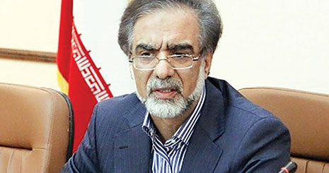 صنعتگران پشت در مجلس بنشینند