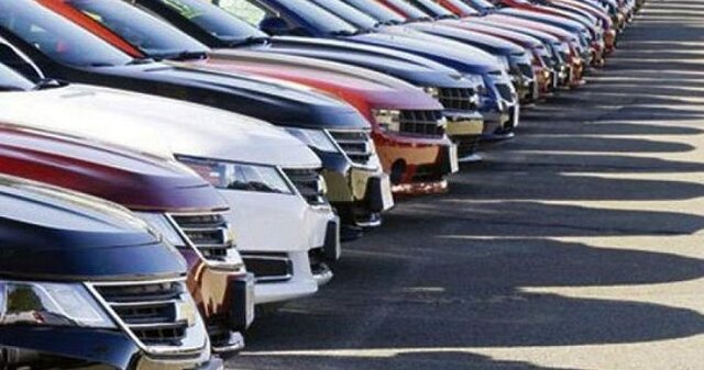 قیمت خودرو ها در بازار زیر سایه افزایش واردات خودرو