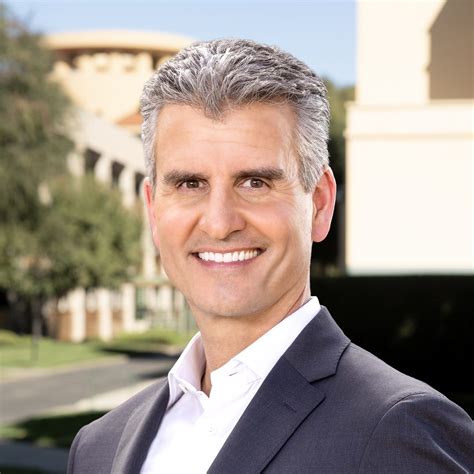 &laquo;جاش دِآمارو&raquo; چگونه امپراتوری سرگرمی را تحویل می گیرد؟