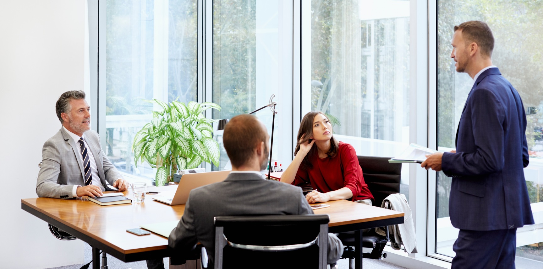 توضیح دلایل تصمیمات