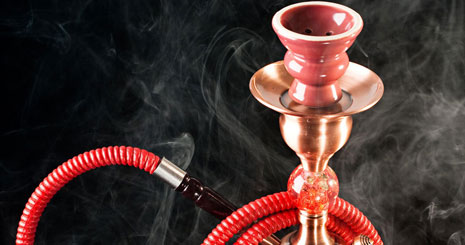 سبقت دختران از پسران در مصرف قلیان