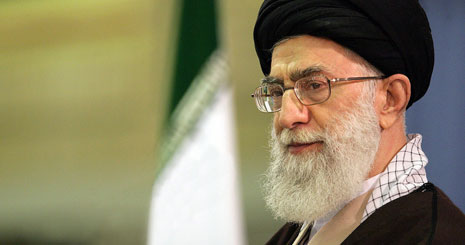 مقام معظم رهبری: اقتصاد مقاومتی تنها راه تحقق استقلال اقتصادی است