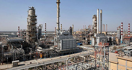 نخستین عرضه گاز مایع پالایش نفت آبادان به مقصد عراق