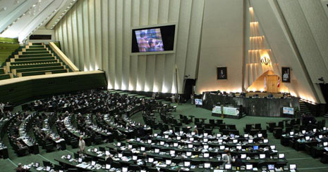 یونسی: مجلس دهم با انتخاب نماینده اهل سنت در هیات رئیسه حرکت دولت را کامل کرد