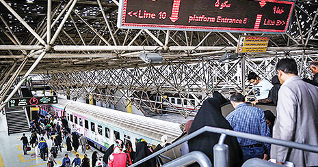 راه قطار از دل شهرها می گذرد