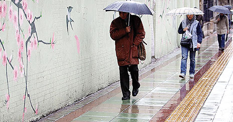 باران برای تهران، غبار برای خوزستان