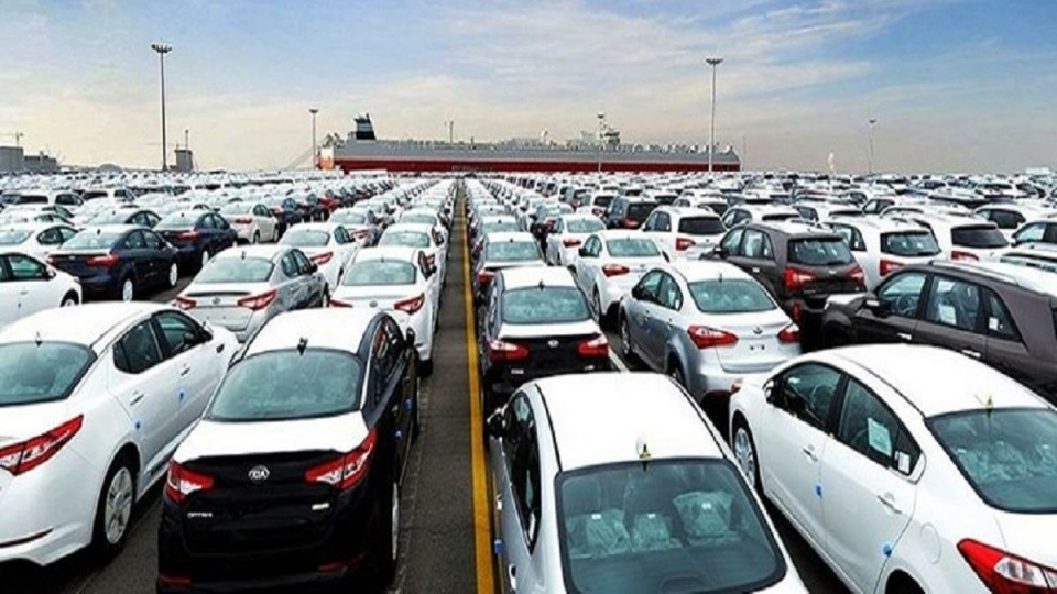 کاهش 5 تا 45 درصدی قیمت خودرو های داخلی و مونتاژی در بازار