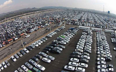 تأخیر در تحویل خودروهای فروخته شده توسط خودروسازان خصوصی و دولتی