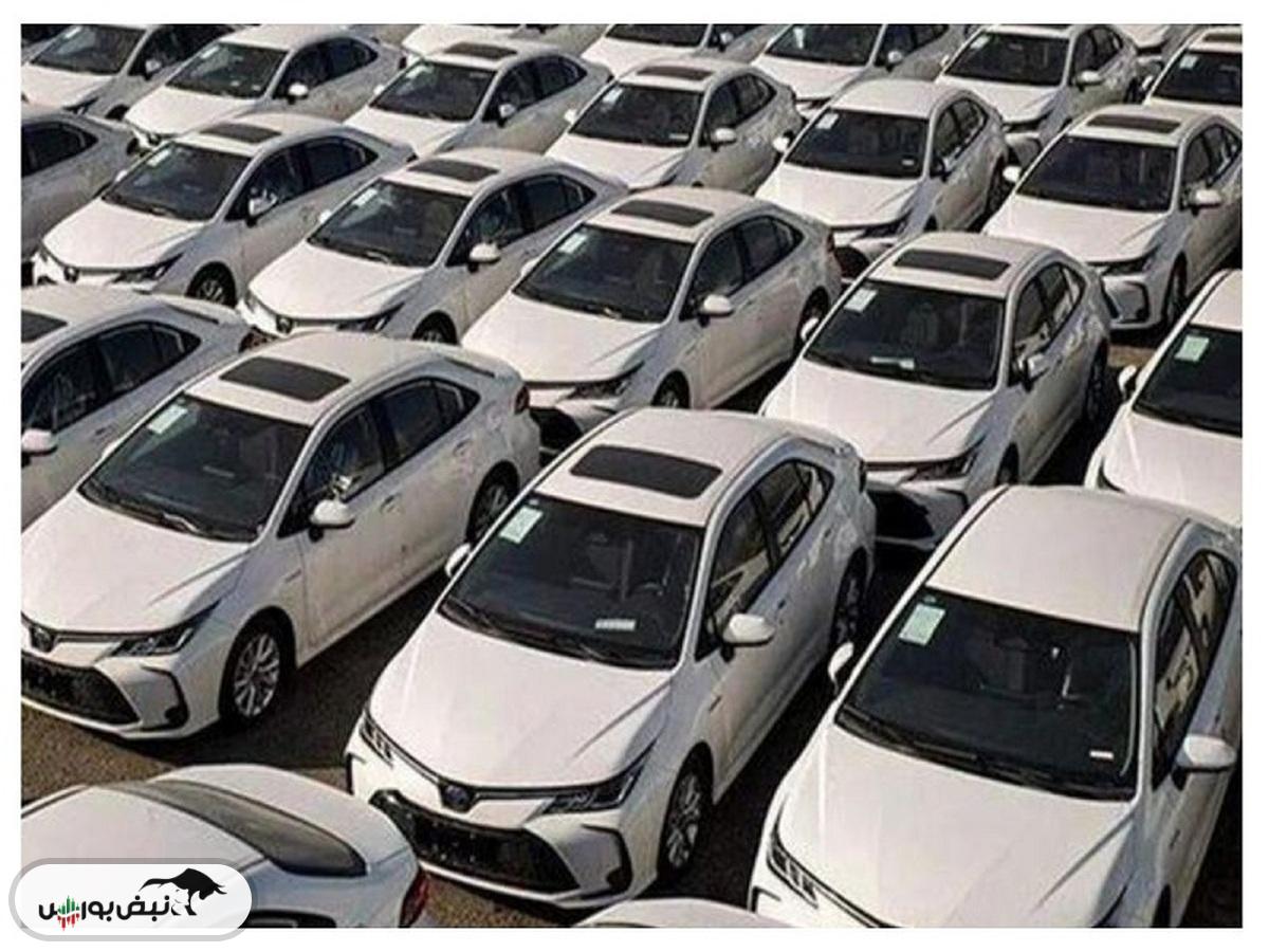 بازار و قیمت خودرو چشم انتظار قیمت دلار