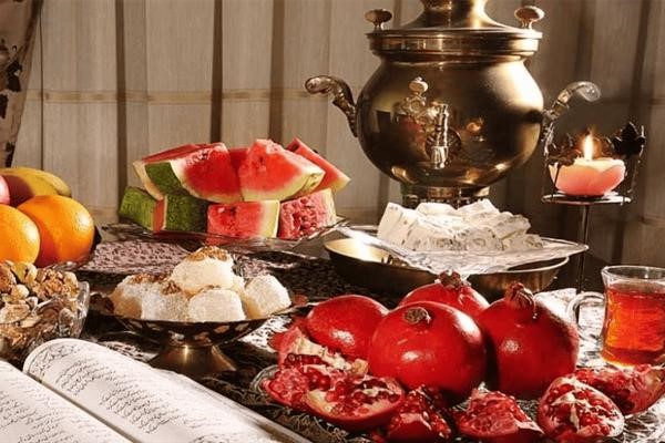 متن تخفیف شب یلدا برای کپشن، استوری و پیامک