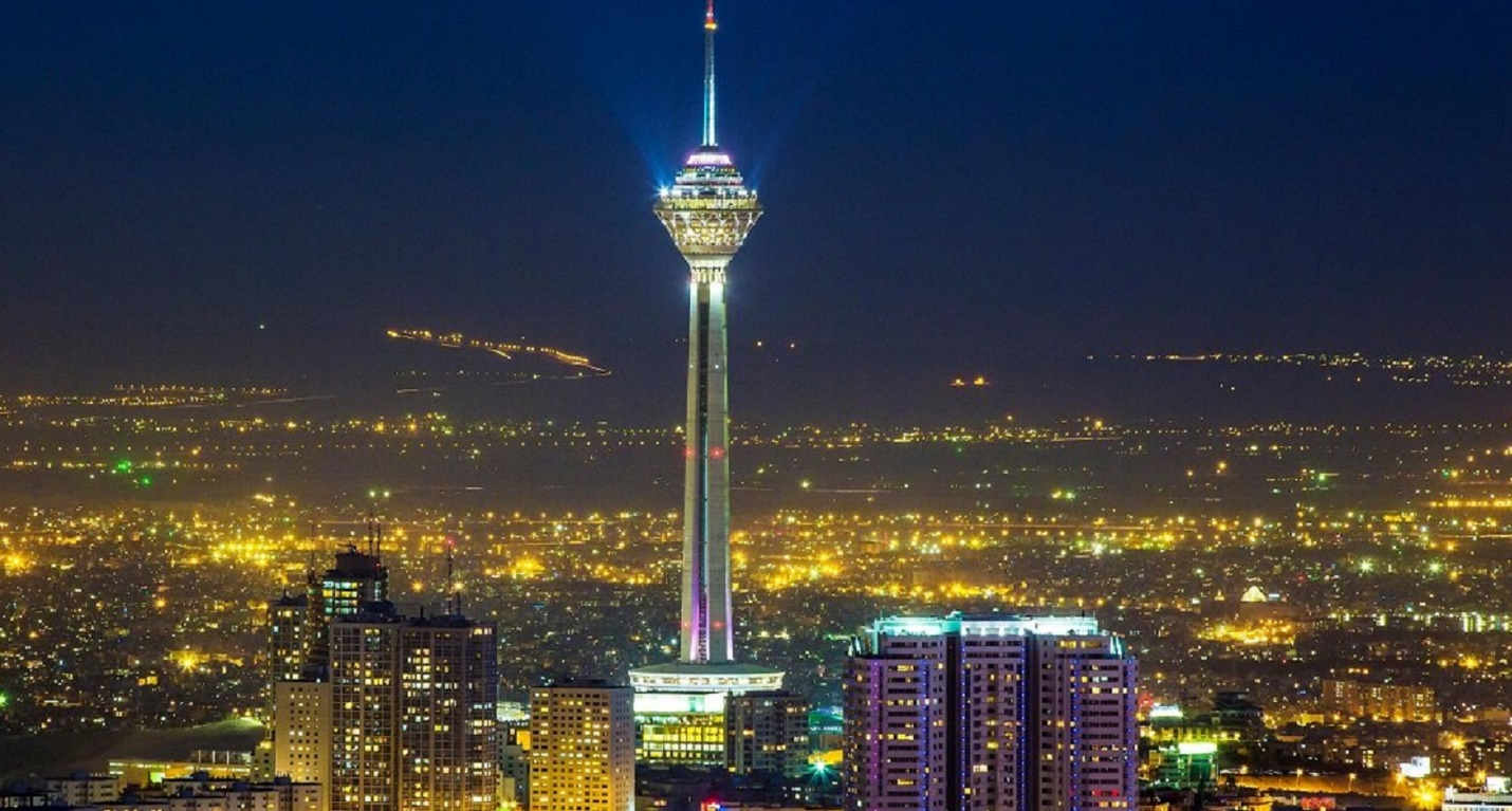برج میلاد و هتل آپارتمان تاج محل