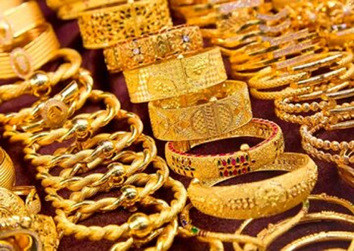 ادامه روند کاهشی قیمت طلا و انواع سکه در بازار