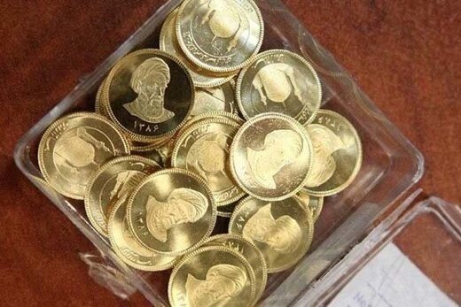 عرضه ۴۵۰ هزار قطعه ربع سکه در بورس / کاهش قیمت طلا و سکه در بازار