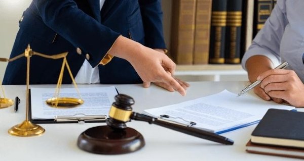 انتخاب وکیل در کرج