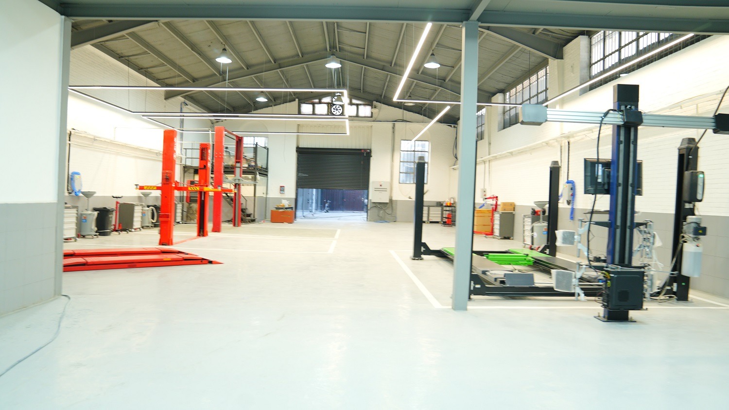 نمایندگی خدمات پس از فروش لوکانو 717 در تهران افتتاح شد