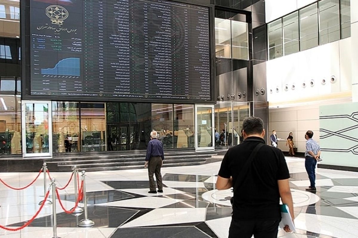 شاخص کل بازار بورس همچنان سوار بر مدار رشد