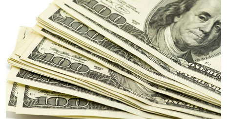 بررسی بازار ارز، عبور قیمت دلار از ۲۸ هزار تومان در بازار آزاد