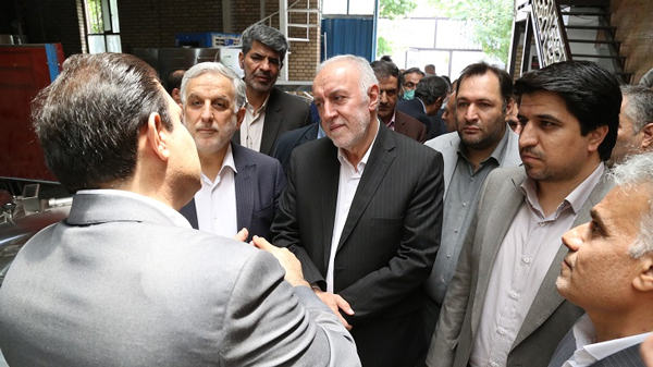 بازدید استاندار تهران از کارخانه پرشیا استیل