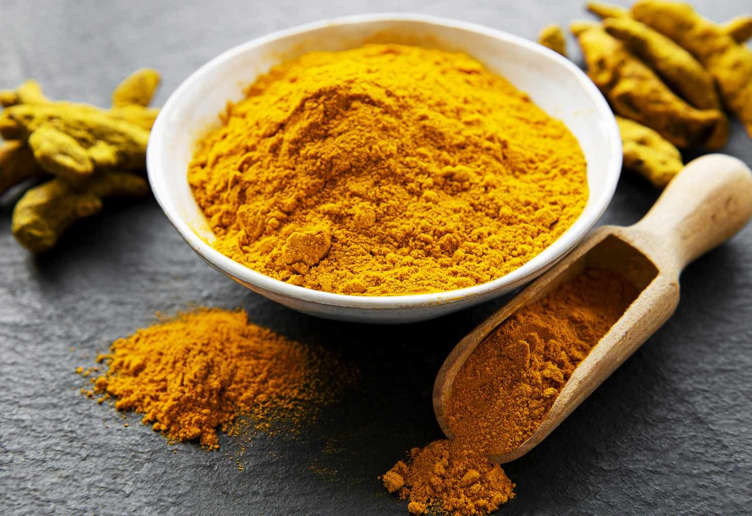 زردچوبه چگونه به لاغری کمک می کند
