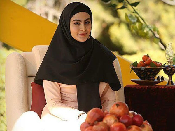 زندگینامه کامل مریم مومن