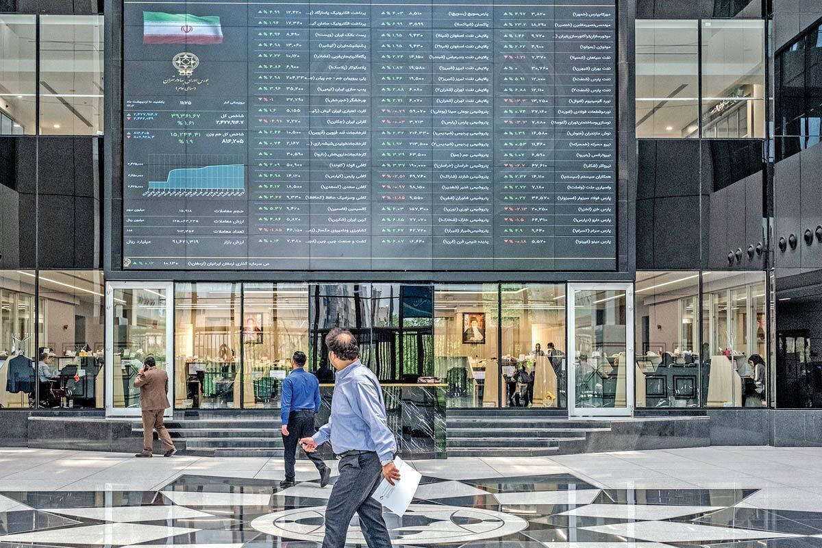 شاخص کل بازار بورس در ارتفاع ۲ میلیون و ۸۵۰ هزار واحد