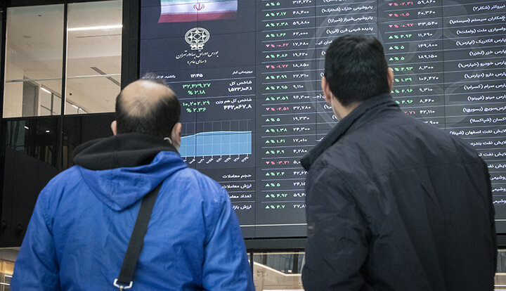 شاخص کل بازار بورس قرمز پوش شد