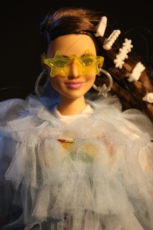 خرید عروسک باربی اکسترا از ترکیه