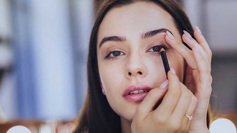 تفاوت خط چشم مویی و ماژیکی در چیست؟